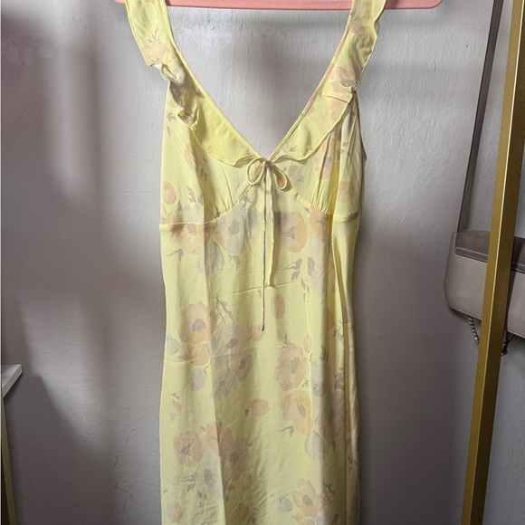 Realisation Par THE HAZEL Light Yellow Floral Dress - Picture 7 of 9